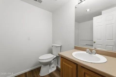 18 Chelsea Ct - Photo 4 of 13