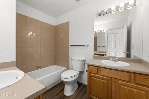 18 Chelsea Ct - Photo 6 of 13