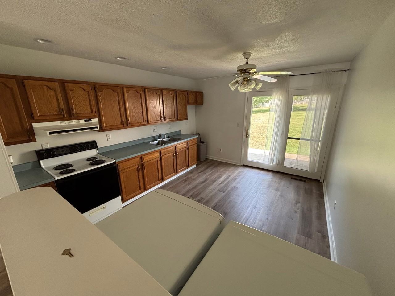143 Orchard View Ln #143 - Photo 4 of 7