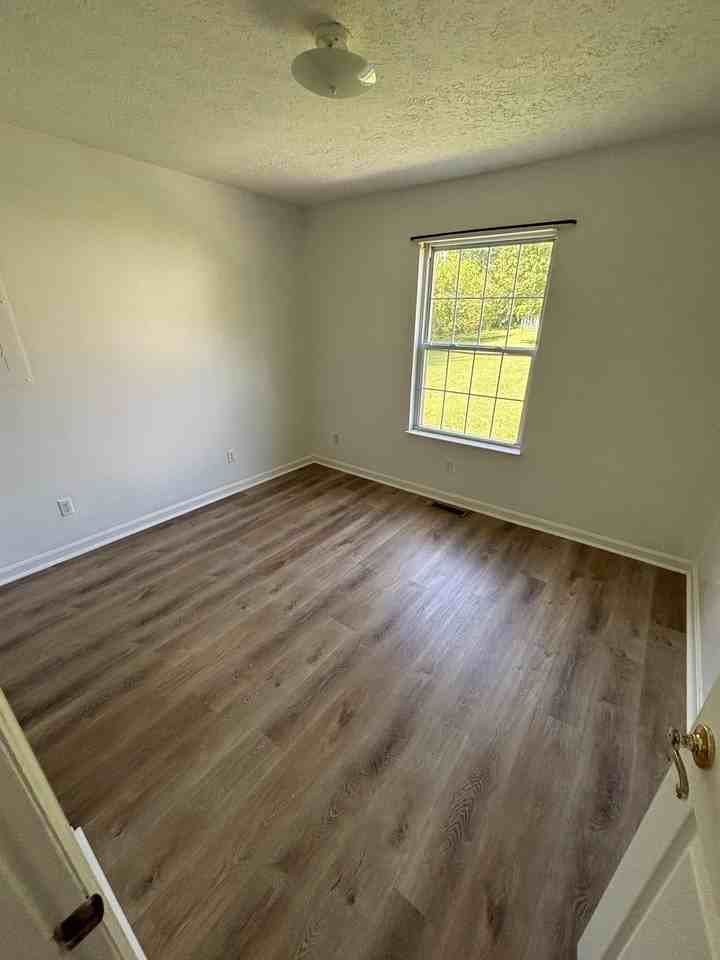 143 Orchard View Ln #143 - Photo 5 of 7