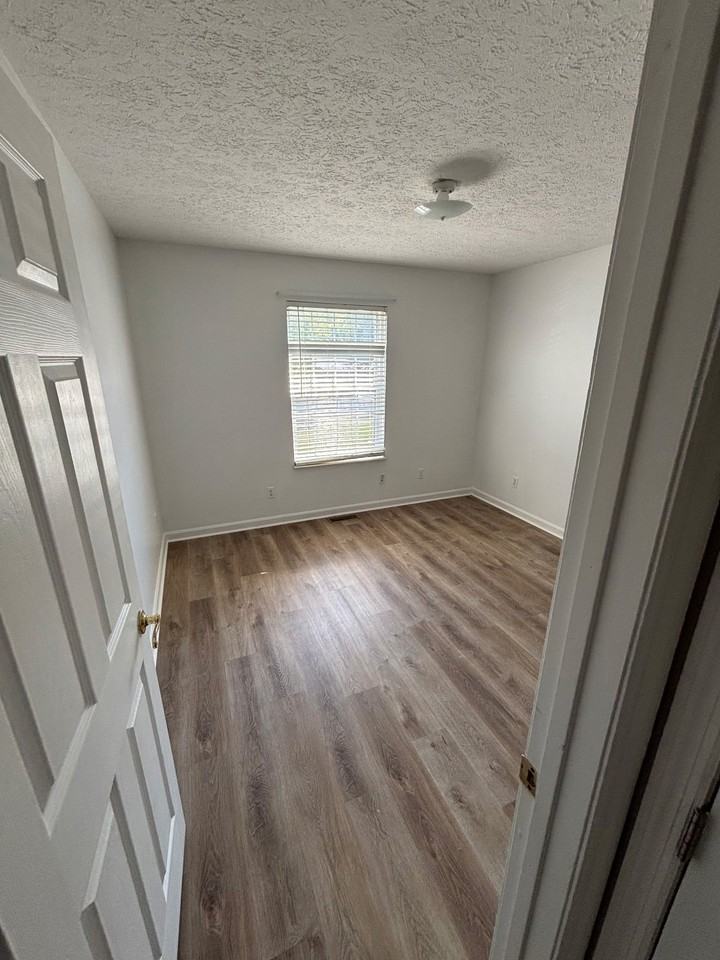 143 Orchard View Ln #143 - Photo 7 of 7