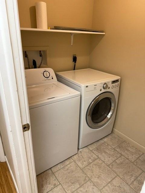1209 Harding Ln - Photo 4 of 5