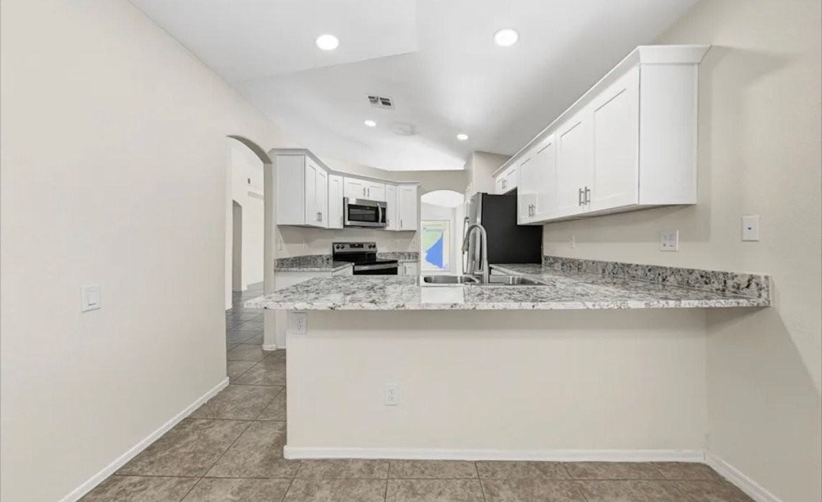 3228 Se Santa Barbara Pl - Photo 7 of 7