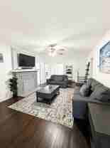 828 Plainfield Ave #A - Photo 1 of 1