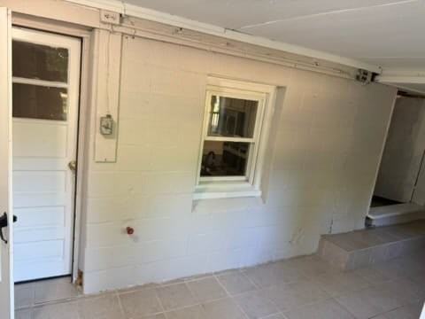 200 N Quinsigamond Ave #B - Photo 2 of 9