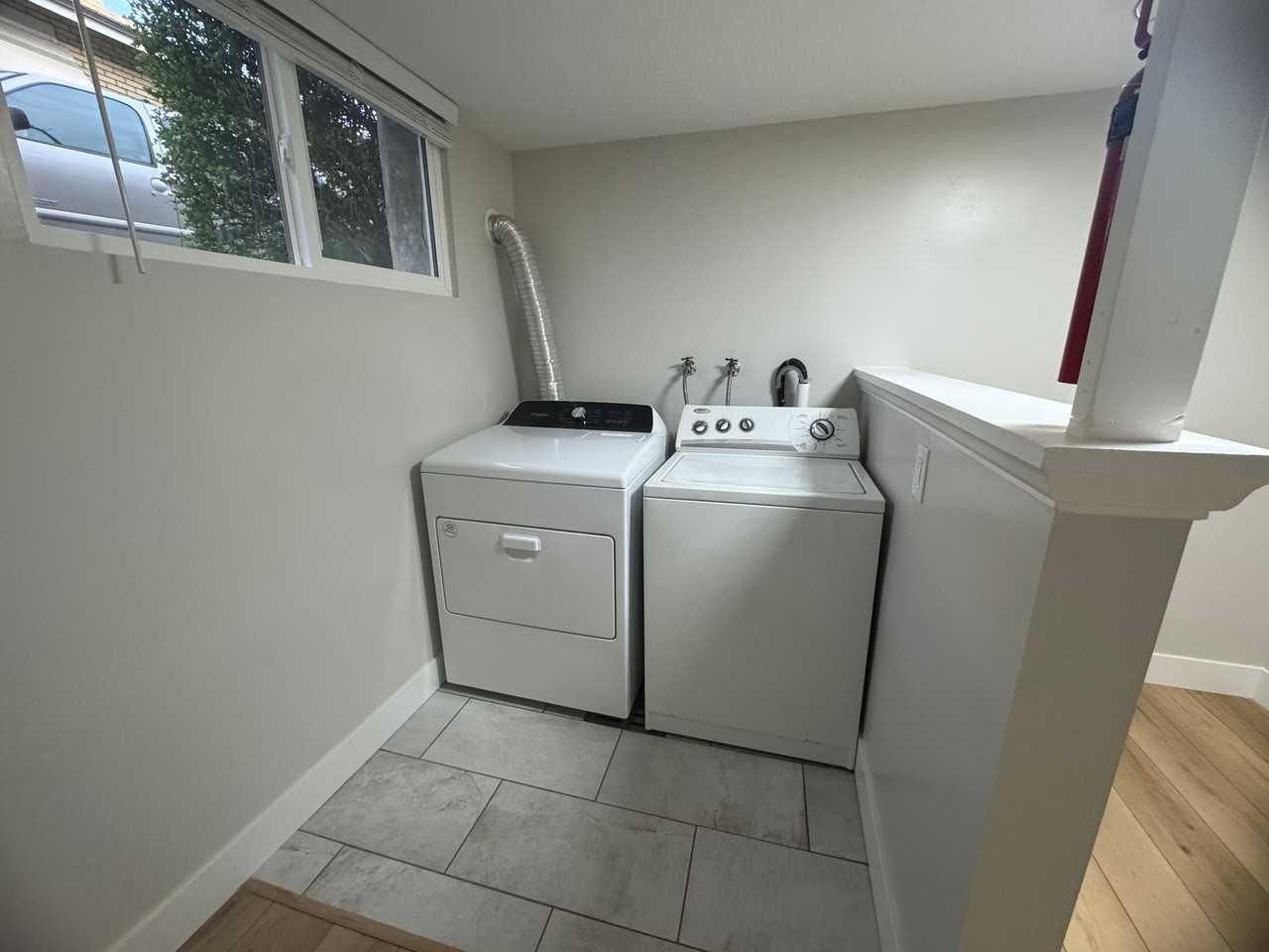 523 E Benbow St #BS - Photo 5 of 8