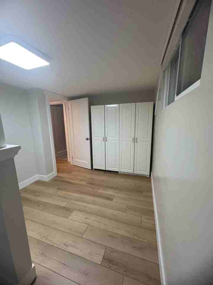 523 E Benbow St #BS - Photo 6 of 8