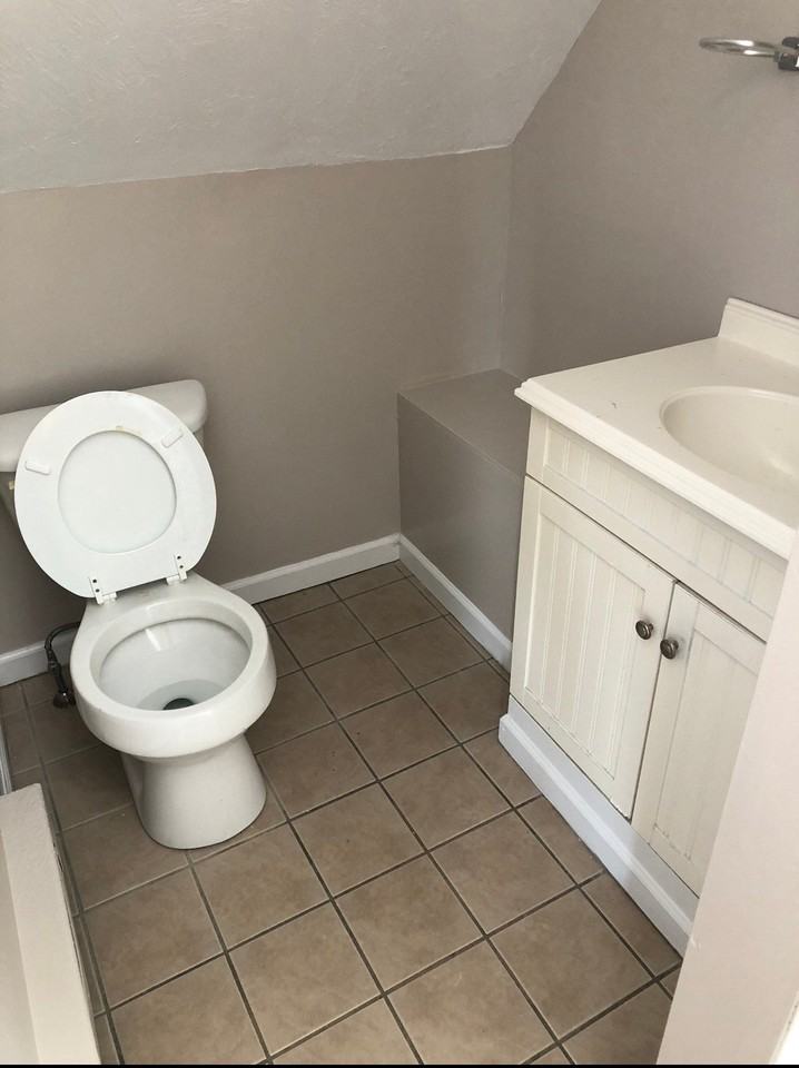 32 Smith Ave #3 - Photo 6 of 7