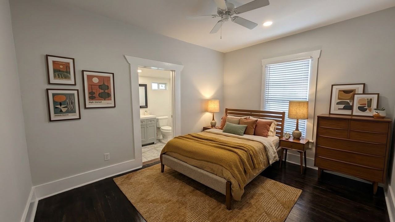 301 Winnie St - Photo 3 of 10