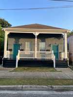 featured image of 2613 Dryades St #B