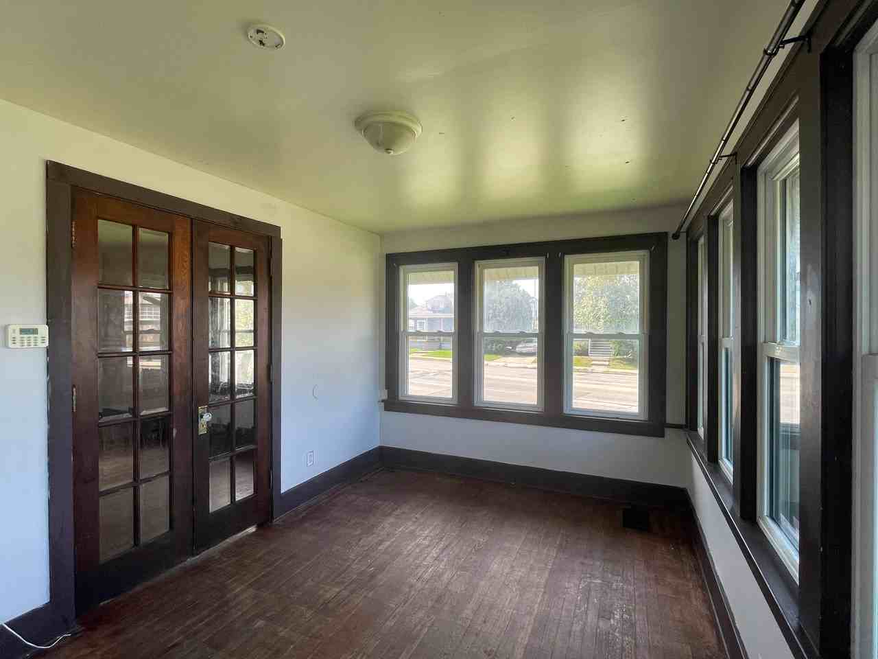 7229 Sheridan Rd - Photo 3 of 20