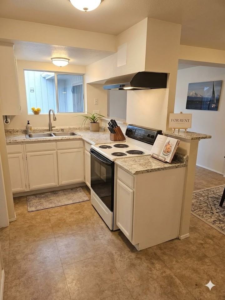 1709 Mt Baker Hwy - Photo 2 of 3