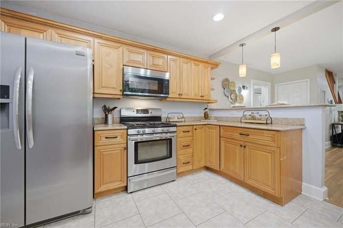 104 E Severn Rd - Photo 4 of 20