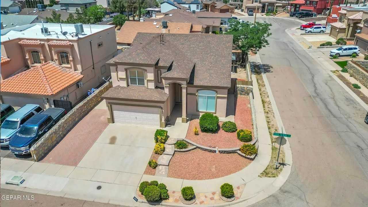 3081 Tierra Humeda Dr - Photo 2 of 10