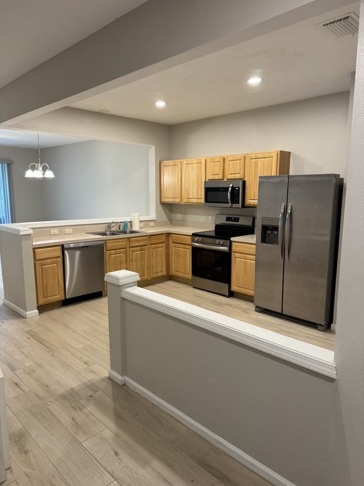 26530 Chimney Spire Ln #26530 - Photo 2 of 4