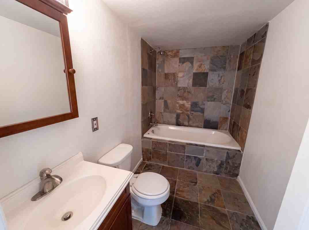 5667 Johnson Street - Photo 4 of 16