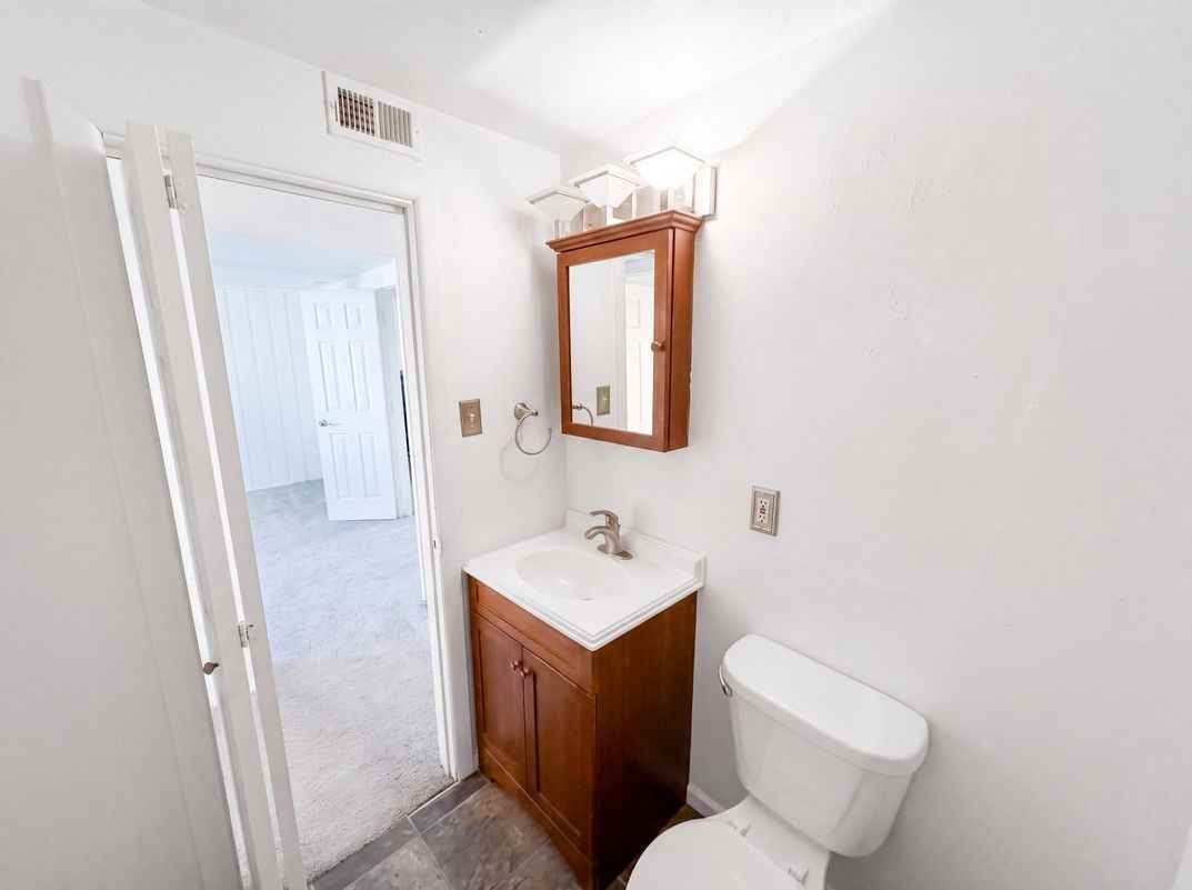 5667 Johnson Street - Photo 6 of 16