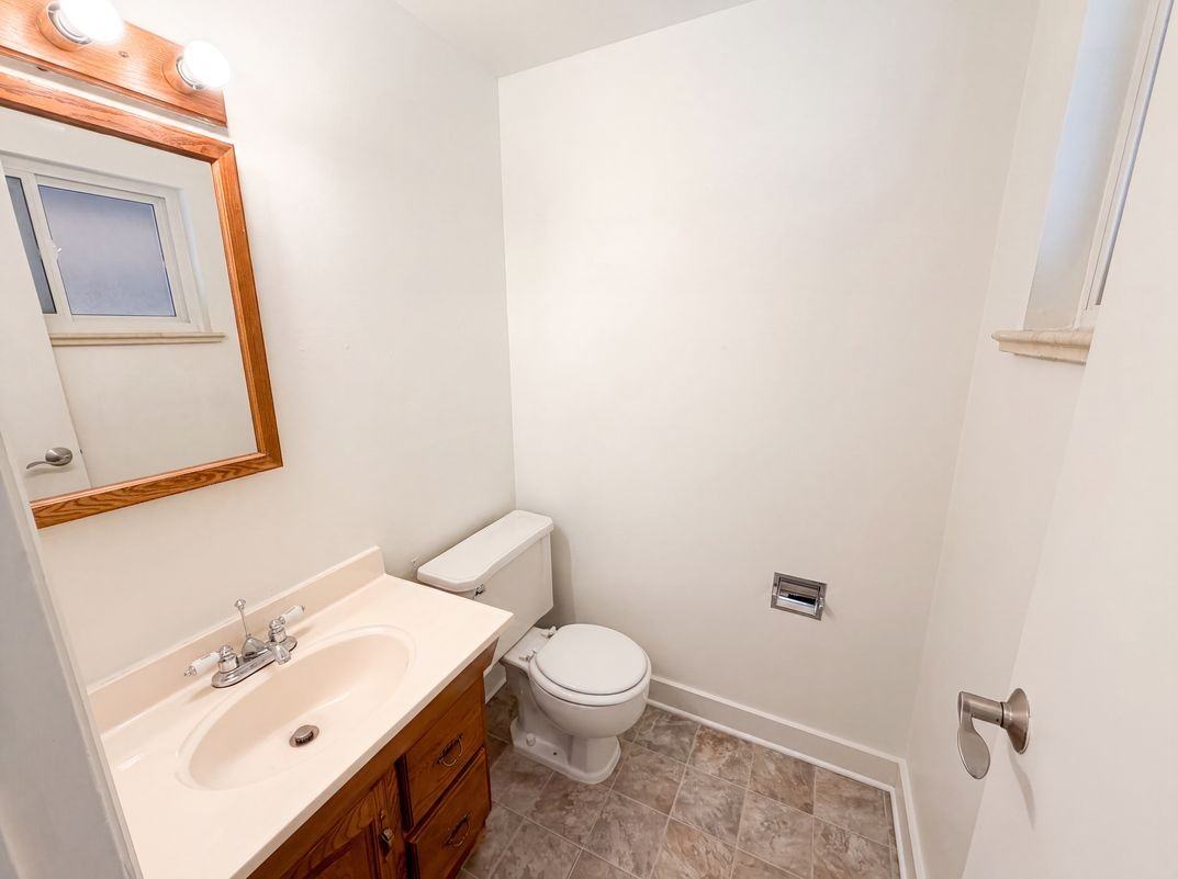 5667 Johnson Street - Photo 7 of 16