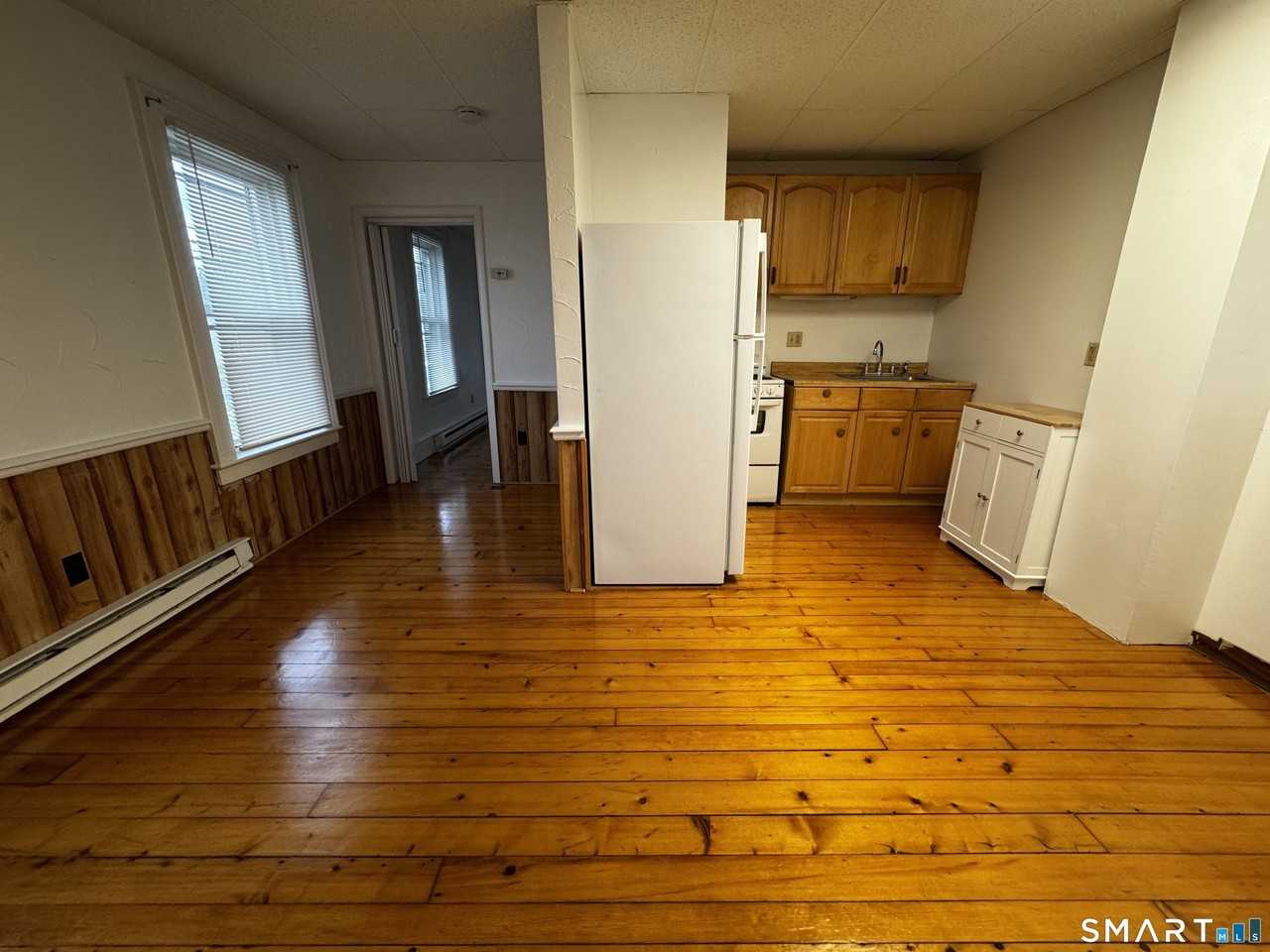 104 High St - Photo 5 of 10