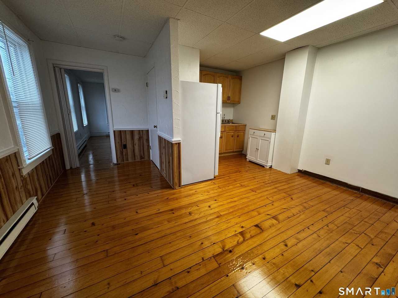 104 High St - Photo 7 of 10
