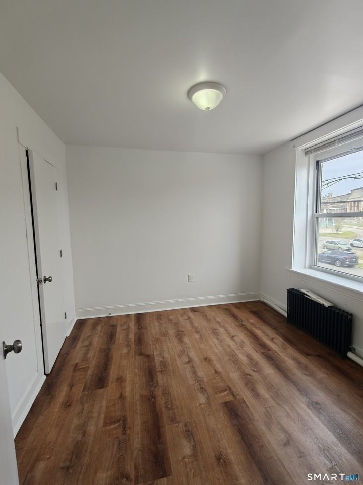 1220 State St #2 - Photo 6 of 9