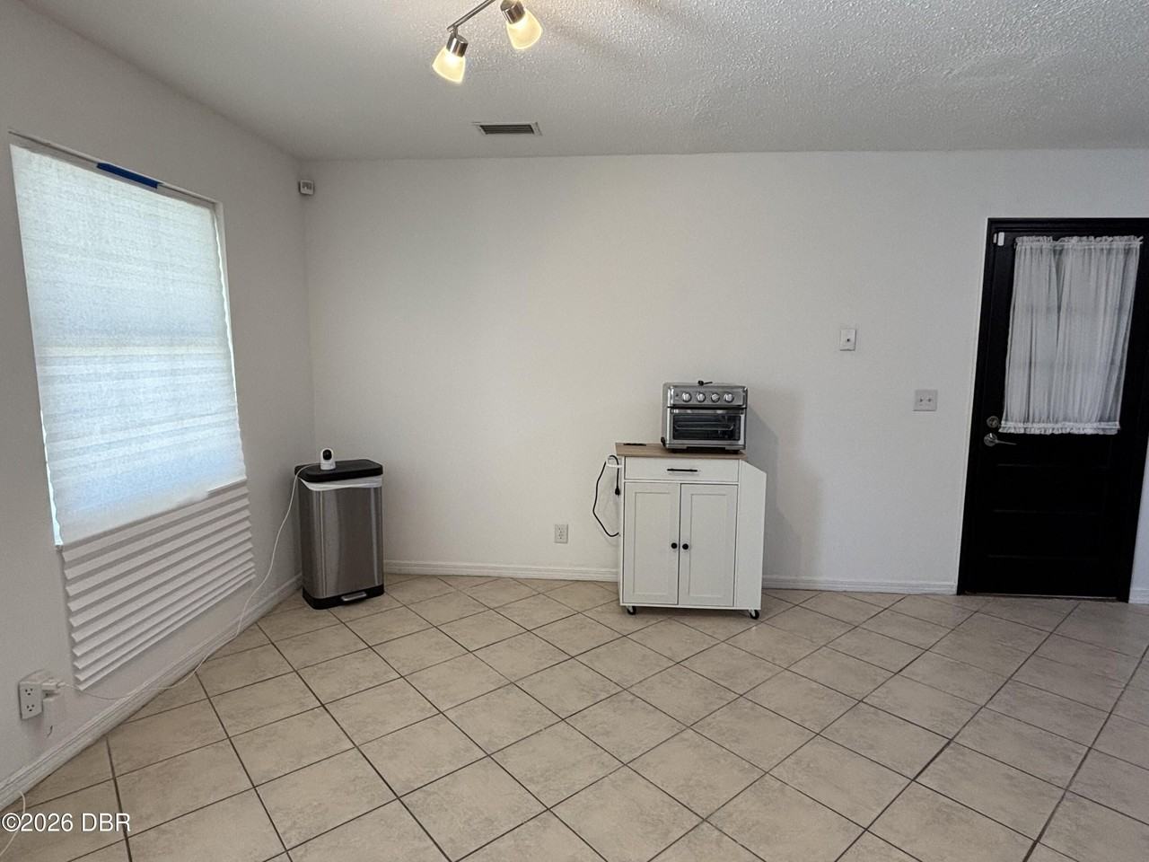 7 Concord Dr - Photo 5 of 24