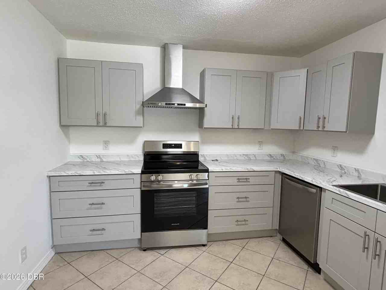 7 Concord Dr - Photo 7 of 24