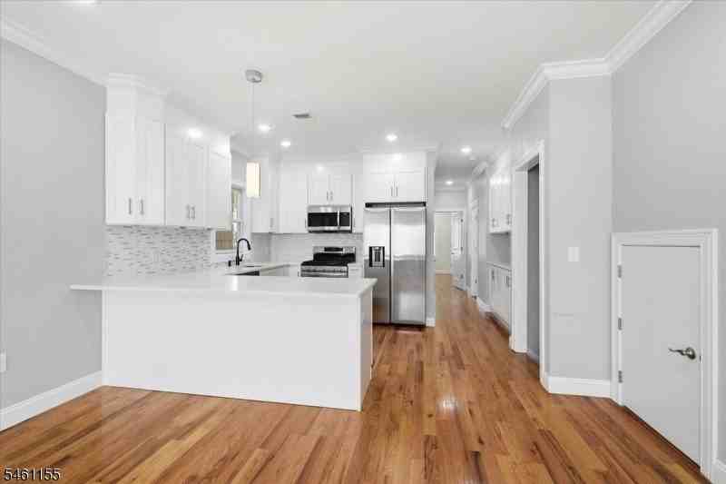 109 N 2nd St #1 - Photo 6 of 25