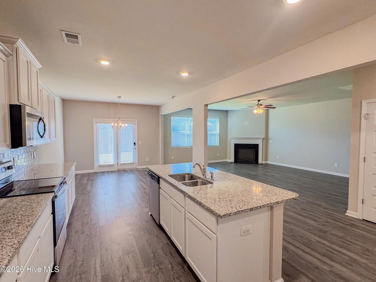 441 Furlough Dr - Photo 7 of 26