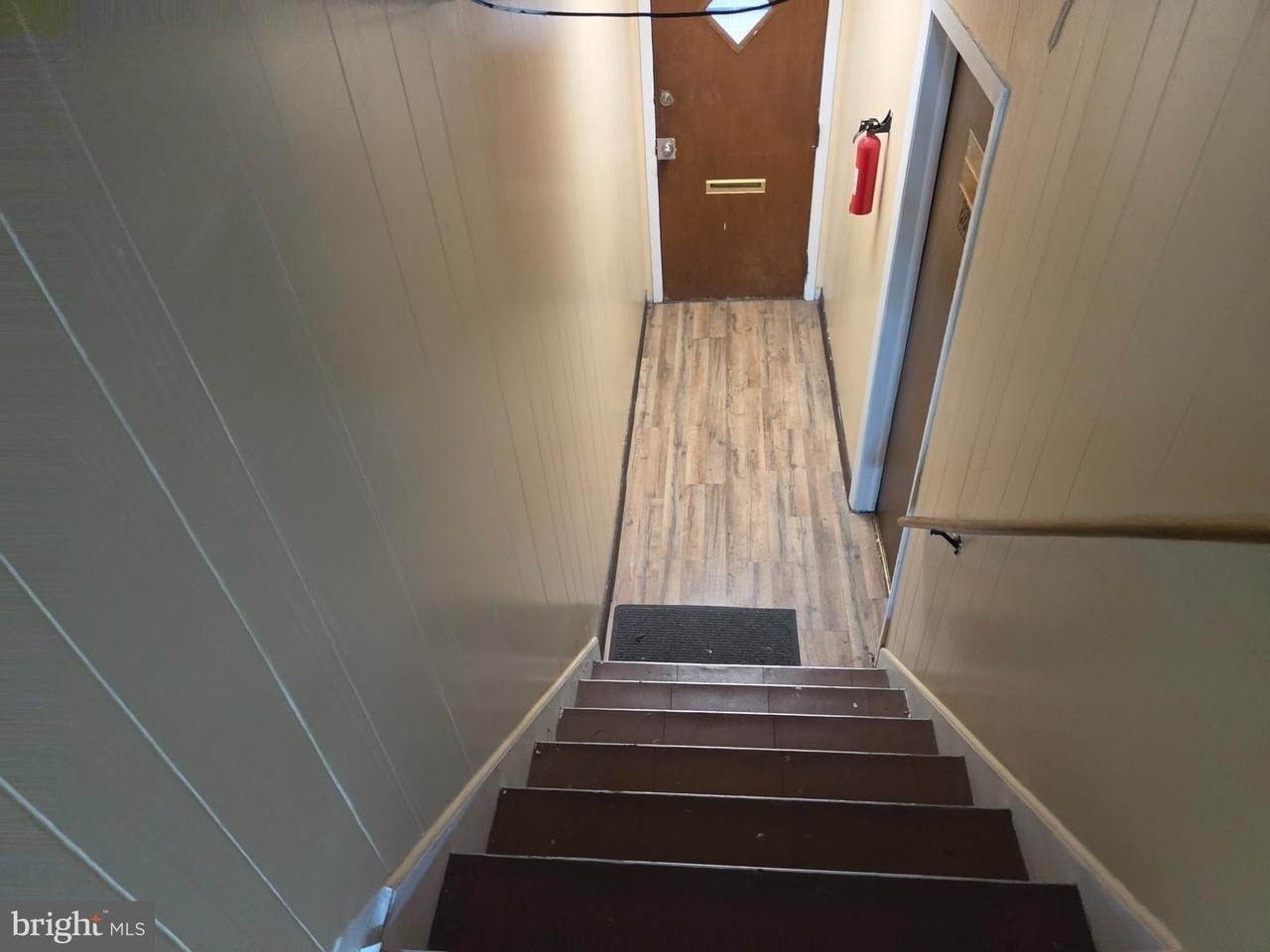 228 Long Ln - Photo 6 of 23