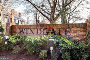 2560 S Arlington Mill Dr Apt A #Apt A - Photo 1 of 1