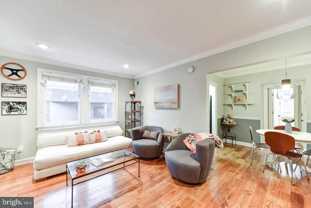 718 S Washington St - Photo 1 of 1