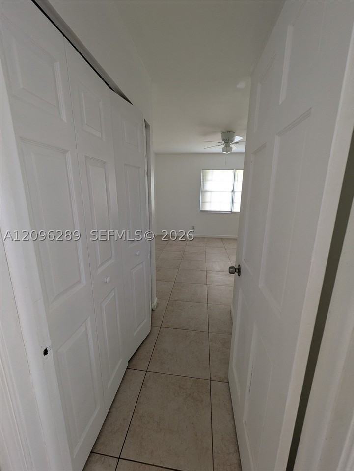 1326 Sw 75th Ave - Photo 3 of 16