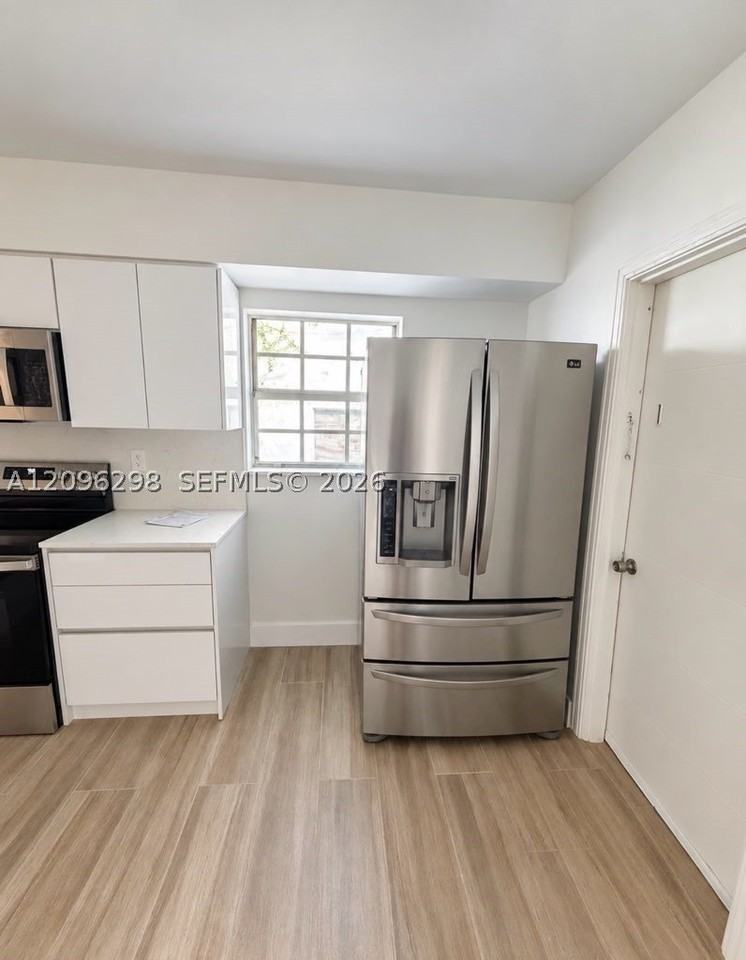 1022 Sw 12th St #B - Photo 4 of 11