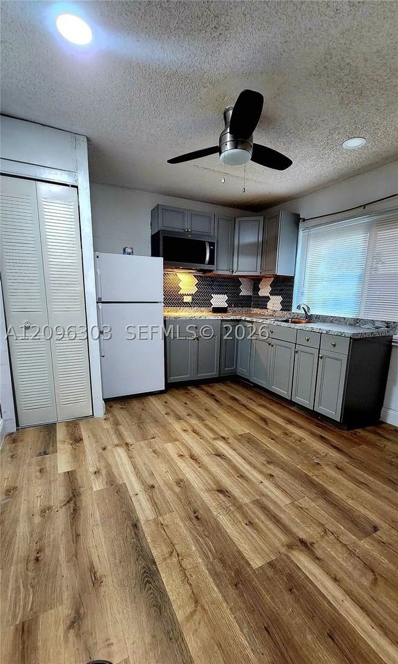 18849 Nw 78th Pl #A - Photo 6 of 18