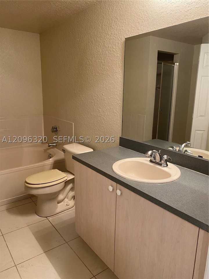 307 Belmont Ln - Photo 7 of 11