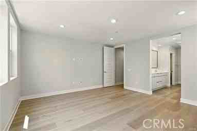 208 Stage - Photo 2 of 8