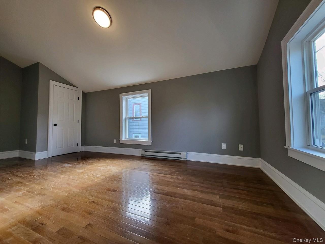 1 S Montgomery St #B - Photo 6 of 14
