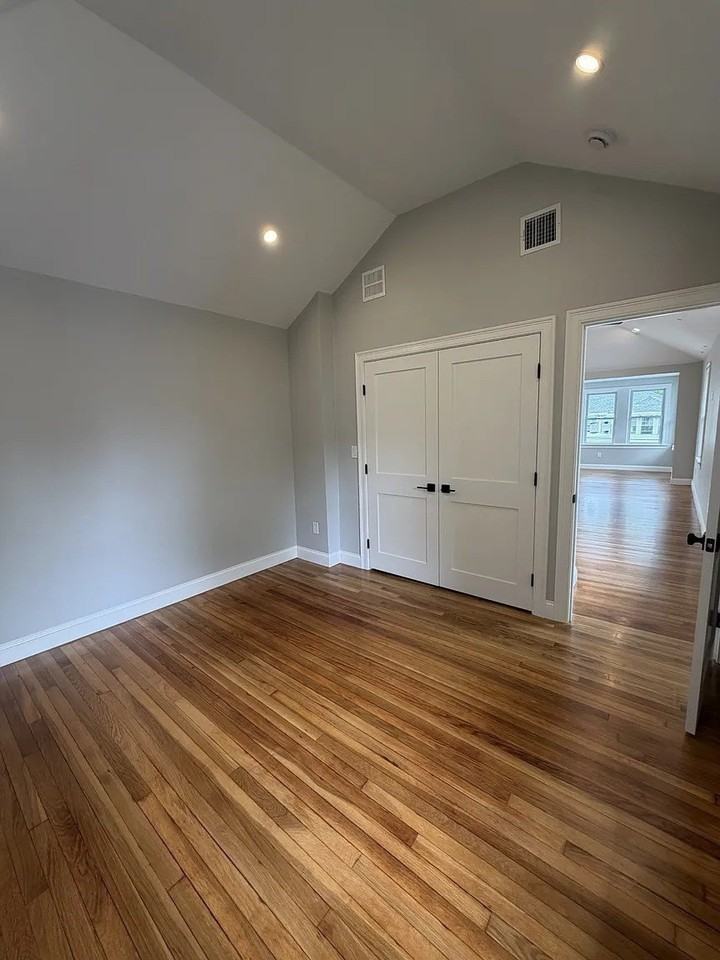 13 Ebbett Ave #13 - Photo 3 of 8