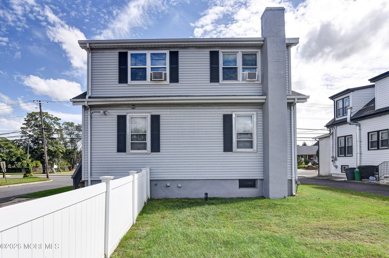411 Atlantic Ave #B - Photo 6 of 17