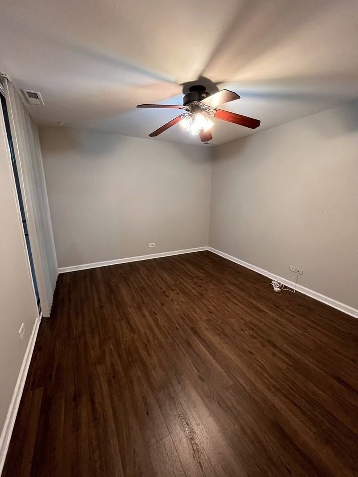 5950 Oakwood Dr #4D - Photo 3 of 14