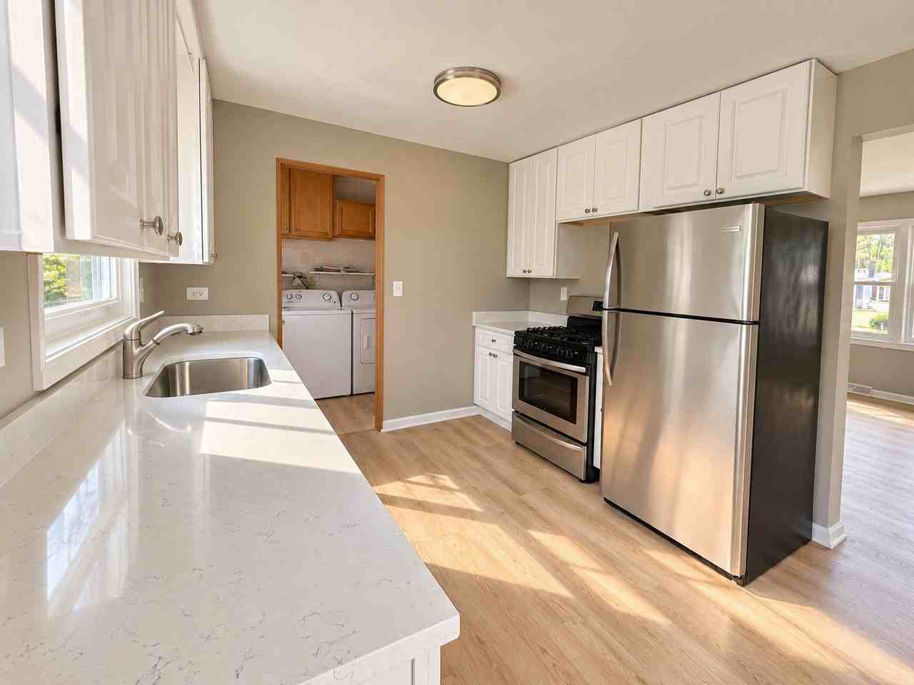 11034 Revere Rd - Photo 5 of 16