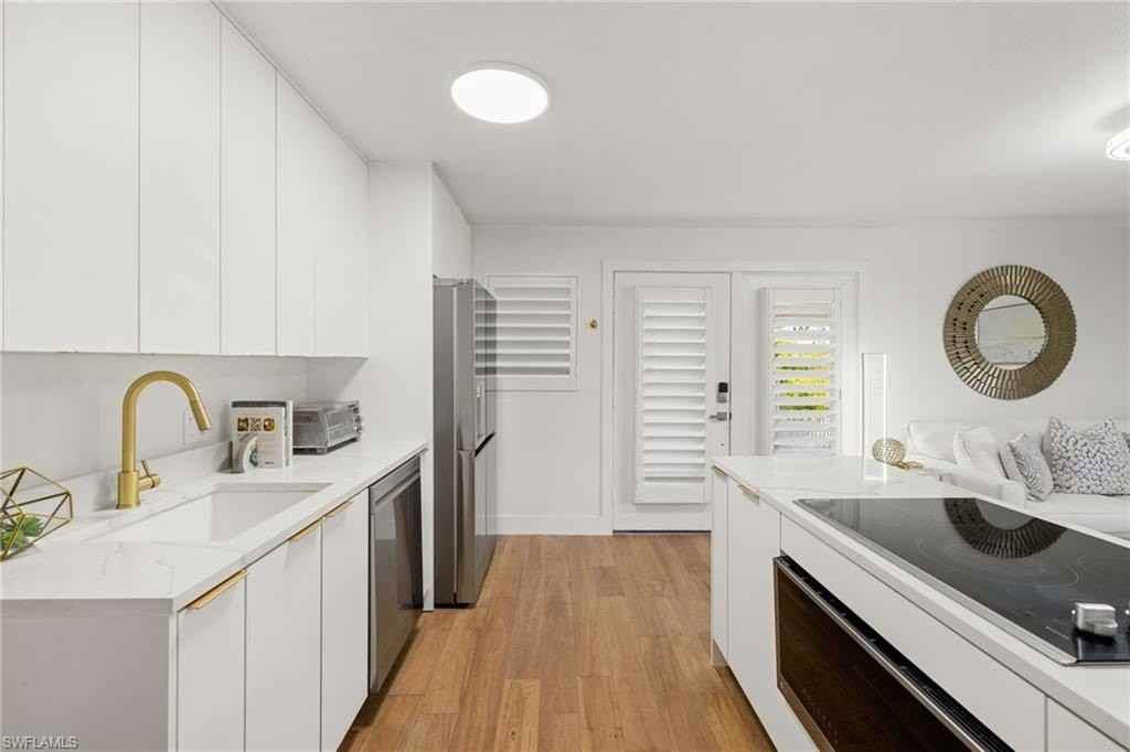 175 5th Ave S #204 - Photo 4 of 43