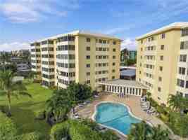 featured image of 3410 Gulf Shore Blvd N #304