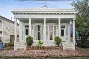 featured image of 827 2nd St