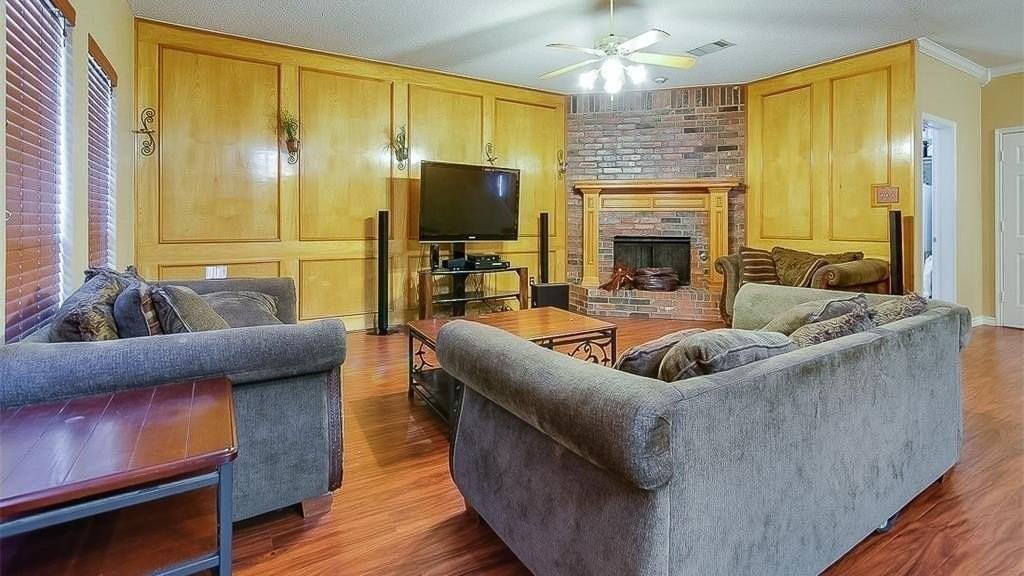 5013 Bellerive Ct - Photo 6 of 8