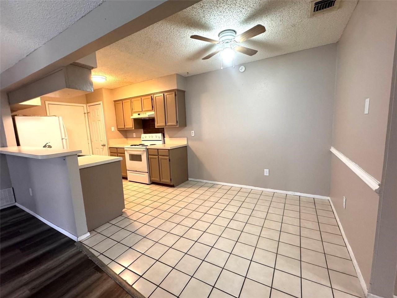 7506 Amherst Dr #A - Photo 4 of 14