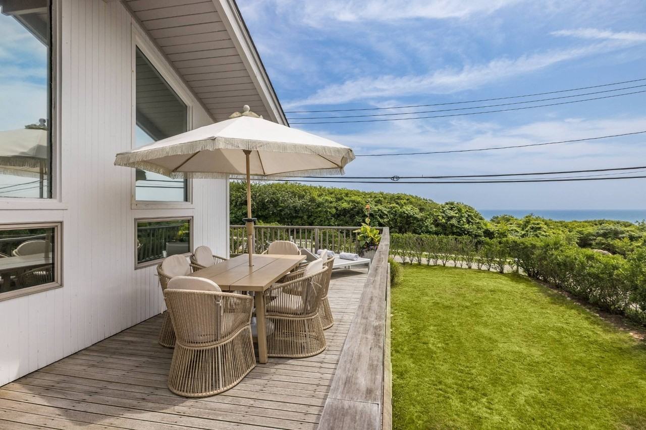 627 Old Montauk Hwy - Photo 4 of 24