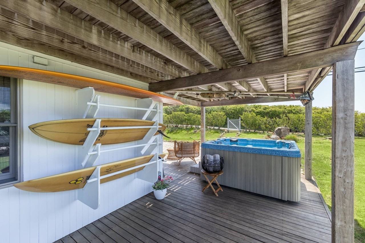 627 Old Montauk Hwy - Photo 7 of 24