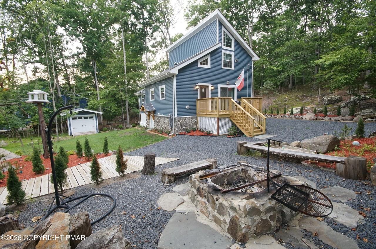 375 Canterbury Rd - Photo 4 of 30